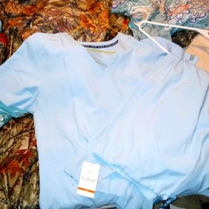 Womens scrubs